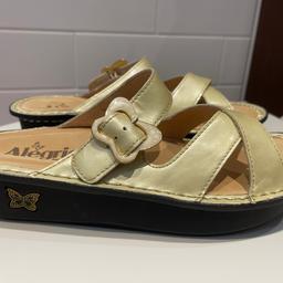 Beautiful New Alegria shoes , sandals
Perfect for summer
Size 5
Original price £115
Offers welcome