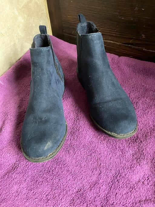 Buy & Sell South East London New Eltham - South East London - Photos for Pair Navy Boots -Size 3-