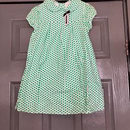 Girls Dress -Sz 3-4 Years 

-Brand New With Tags, Please Note This Will Need A Wash As It’s Been Stored Away, It Has A ‘Dust’ Mark Along Shoulders (Tried to show in photos)