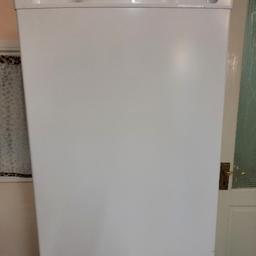 LEC undercounter fridge,very little use,like new,model L5010W,112 litres capacity,energy class A+,great fully working condition!Can deliver if local!Thanks!
Please see my other adverts here!Thanks!