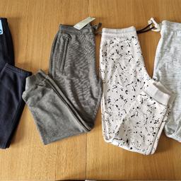 Here for sale is a bundle of boys joggers aged 10-11 years.

1). New with tags black joggers

2). New with tags khaki speckle joggers

3). White speckle joggers

4). New with tags cream with black splatter joggers

Collection Norton Canes