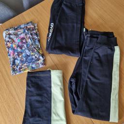 Here for sale is a bundle of boys clothes aged 10-11 years.

1). New with tags overwatch t shirt and joggers tracksuit

2). Light green and black block style t shirt and joggers tracksuit.

Collection only Norton Canes