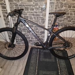 For sale
2023/24 model
Trek marlin 5 29er mountain bike
29inch wheels
19inch frame
16 speed gears
Hydraulic disk brakes
Lockout forks
Absolutely mint condition
1st to view will buy it
Buyer won't be disappointed at all
1st £250
Can deliver for fuel costs
Pick up Middlesbrough