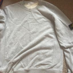 Good condition stone island jumper 
Size Xl however more like a large
