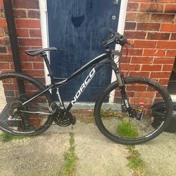 17” Frame, 29”wheels, 27 Gears, Fluid Brakes,back tyre needs pumping up havent got adapter for it. Chain slight rust but been greased and working fine, front shocks greased and working. Overall good bike,