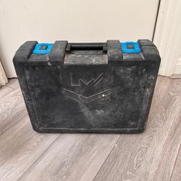 Selling this professional masonry drill with, drill heads, instructions and storage box, woks great I brought recently thinking it was an ordinary drill but found out it’s way to big for me