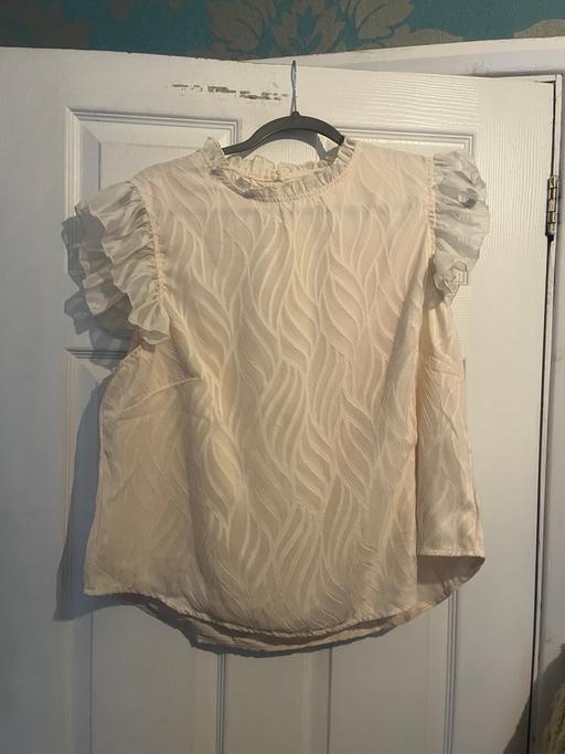 Buy & Sell South East London North End - South East London - Photos for Ladies Frill Sleeve Top