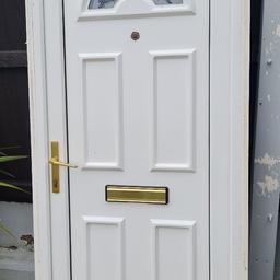 SAFESTYLE UK White UPVC Front Door with *optional Toplight*

● Low Threshold 
●Letterbox
●Spyhole
●Multipoint Locking system

● Width - 31.5 inch excluding Frame
(34.75 inch width with Frame).

●Height - 76.5 inch excluding Frame
( 79.5 inch with Frame).

●Toplight Height 23.25inch
   Width 34.75inch

Collection from B6