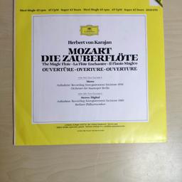 Diverse LPs, siehe Abbildung
Die Zauberflöte, Toccata &Fuge, Wasseermusik, Bach-Händel (doppel LP), The four Seasons

zusammen 5 LPs für 20 Euro,
einzeln je 5 Euro