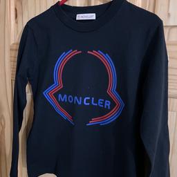 Boys Moncler t shirt 
Size 5 years
Authentic and practically brand new my son has only worn this t shirt once it’s in perfect condition just like new selling as he has loads of clothes and having a declutter and this is something that no longer fits