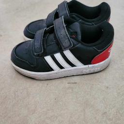 size kids 9 
Great condition