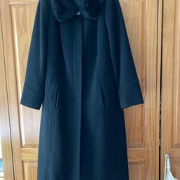 Black coat with faux fur collar
Only worn once for 1hr
In excellent condition 
FROM SMOKE & PET FREE HOME 
LISTED ELSEWHERE 
COLLECTION B31 OR B32 OR B14