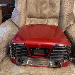 Music centre CD FM radio not used red excellent condition