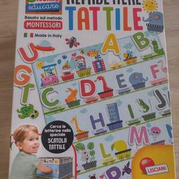 Liscianigiochi Montessori Alfabeto Tattile (3-6 anni).
Contiene alfabetiere, lettere sagomate, scatola tattile e istruzioni.
Ottime condizioni e gioco molto carino.
