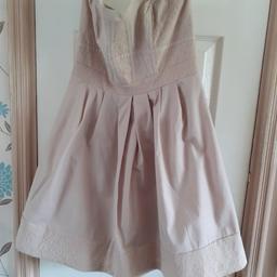 Cream strapless dress 
Back zip
from WAREHOUSE
54% COTTON
44% POLYAMIDE
2% ELASTANE 
Only worn once 
IDEAL FOR PARTY
In good condition 
FROM SMOKE & PET FREE HOME
LISTED ELSEWHERE 
COLLECTION B31 OR B32 OR B14