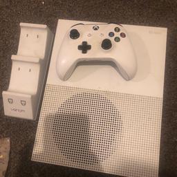 Xbox one s for sale comes with one controller and docking station needs power lead and hdmi lead all works stop on
