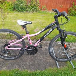 GIRLS TEENAGER YOUTH SPECIALIZED HOTROCK 24 INCH WHEELS 12 INCH FRAME 21 SPEED BIKE BICYCLE
BIKE IS READY TO RIDE ONLY COLLECTION
FEEL FREE TO ASK ANY QUESTIONS OR OFFERS
ITEM IS LOCATED PINKWELL LANE UB3 1PJ
