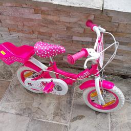 Tolles Mädchen Prinzessin Fahrrad
12 Zoll
Wenig benutzt
Keine Gangschaltung