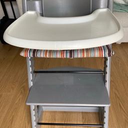 Stokke tripp trapp high chair with full baby set
Some scratches but overall good condition. 
Collection HA5 Pinner