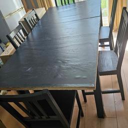 Extendable dinning table and 6 chairs, 140 to 220 cm length. Will need some diy. Pick up for free
