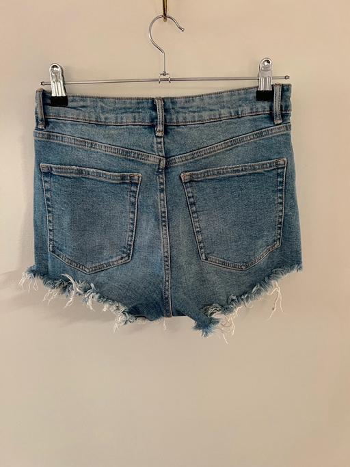 Buy & Sell South West London West Brompton - South West London - Photos for Zara High-Waisted Ripped Denim Shorts