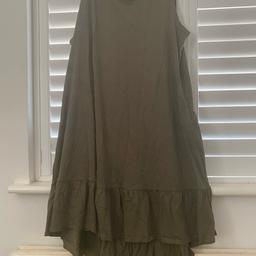 BNWT bought last summer from Evan’s.
Size 22/24 olive green sundress. 
Frill round bottom plus pockets.
Just needs an iron as been folded.

I have some more dresses BNWT for sale similar to this - see other ads.