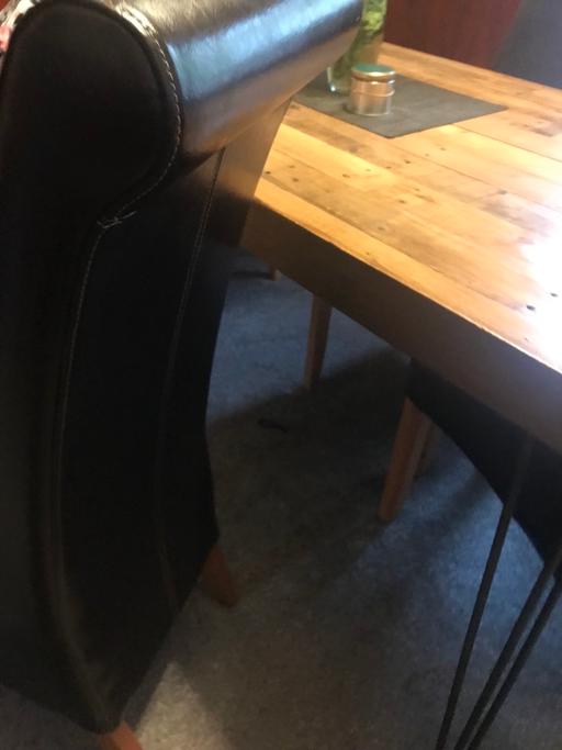 Buy & Sell West Midlands Sandwell - Photos for Dining table and chairs