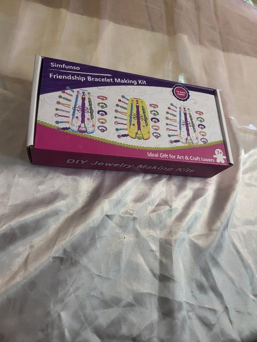 Buy & Sell Healey Rochdale - Photos for Berlarry Friendship Bracelet Making Kit,Gift