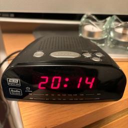Alarm/radio clock