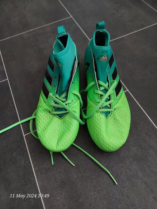 Buy & Sell Kings Norton Birmingham - Photos for Football boots size 5.5
