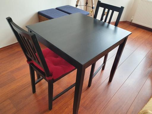 Buy & Sell North West London Queensbury - Harrow - Photos for Small Ikea dining table with 4 chairs