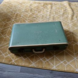 Vintage case. In fair condition