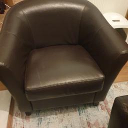 leather tub chairs, no rips or tears,but seats are in used condition £5 each