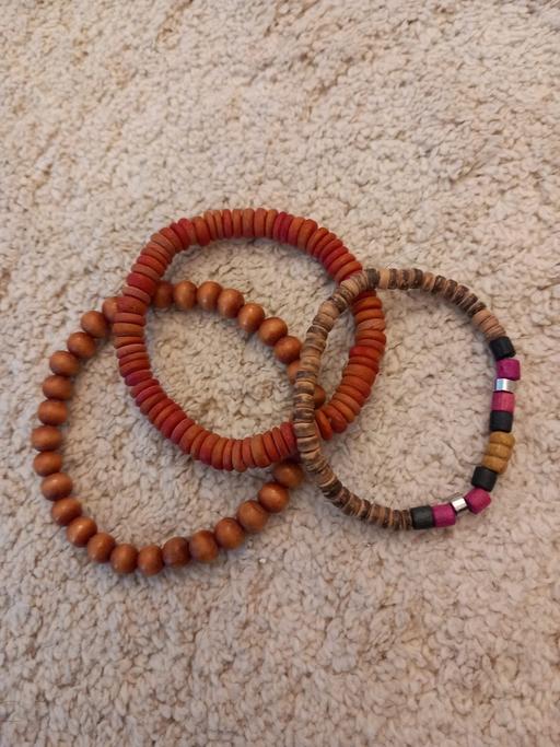 Buy & Sell Surrey Guildford - Photos for Set of 3 wooden beaded, elasticated bracelets