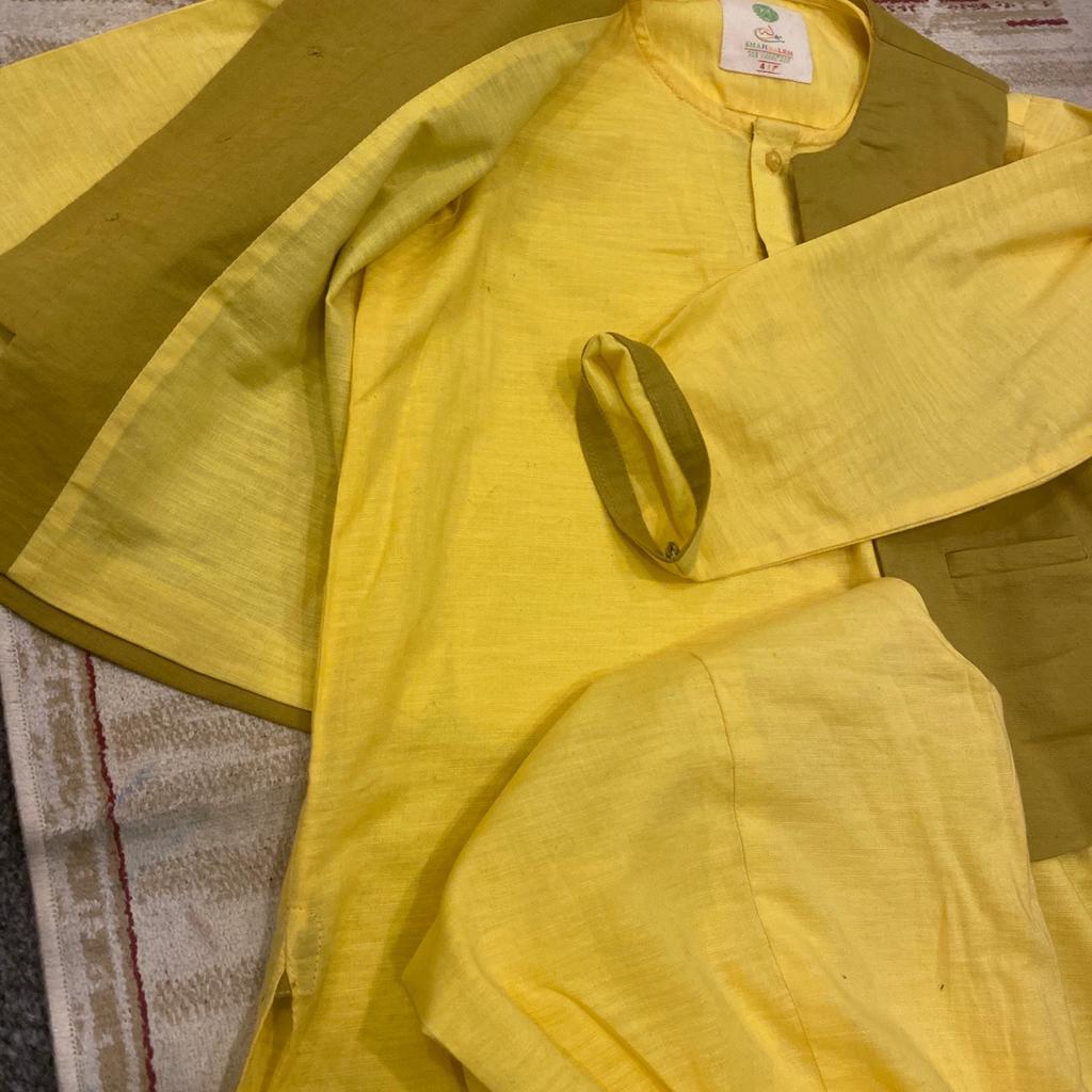 Boys shalwar kameez waist coat in B11 Birmingham for £5.00 for sale