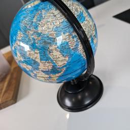Plastic world globe 
No time wasters please 
Collection only