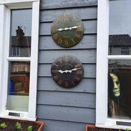Choice of 2 outside clocks as seen in the picture black or green both in good working order, £5 each,