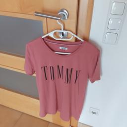 Verkaufe neuwertiges

Tommy Hilfiger T-Shirt Gr. M für Damen
Super Qualität und Zustand da nur 1 x getragen!

Versand gegen Kostenübernahme möglich auch nach Deutschland da ich in Grenznähe wohne und das Paket drüben aufgeben kann!