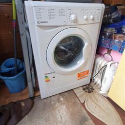 Indesit washing machine, nearly new as you can see.
7kg
Selling for my neighbour who doesn't have sphock.
It was her father's who passes away recently.
Any questions plz ask