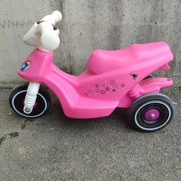 Rutschmotorrad Rosa hello Kitty von Big Sitzhöhe 27 cm wenig benutzt weil zu spät bekommen 