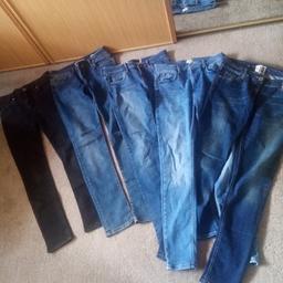 5 Pairs of River Island Ladies Skinny Jeans. Size 12. 4 blue & 1 black. Collection only.