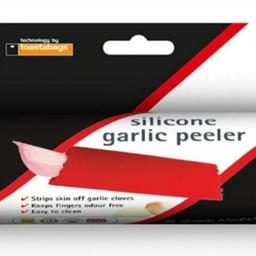 Garlic Peeler

Easily strips skin off garlic cloves whilst keeping your fingers odour free!

Easy to clean. Silicone.

Dishwasher safe.
W11.6 x H2.5 x D2.5cm.

WAS £3 
Now £1.50 
A SAVING OF 50%!!

Brand new