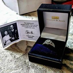 feel free to offer
(collection from NOTTINGHAM)
*I can also deliver not post*

Princess Elizabeth Winsdor and Allen Diamond Ring. Only 9500 in the world 18kt gold 2ct diamond ring. Beautiful condition, lovely shine to the stones. Clear and grade 1 centre stone.