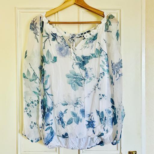 Buy & Sell Dorset Bournemouth, Christchurch and Poole - Photos for White Blue Floral Wide Neckline Spring Blouse