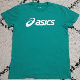Hier ein schönes Herren T-Shirt in Größe M von Oasics in Grün. Zustand sehr gut, Versand mit Deutsche Post Maxi Brief 2,25 €.