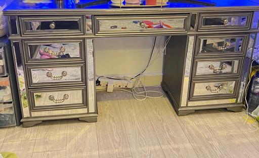 Buy & Sell West Midlands Birmingham - Photos for Beautiful mirrored dressing table