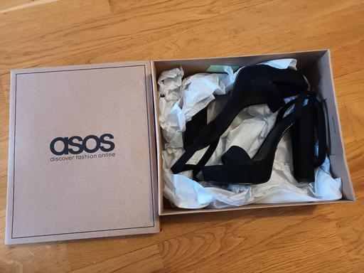 Buy & Sell East London Stepney - East London - Photos for Asos Heels Black Velvet