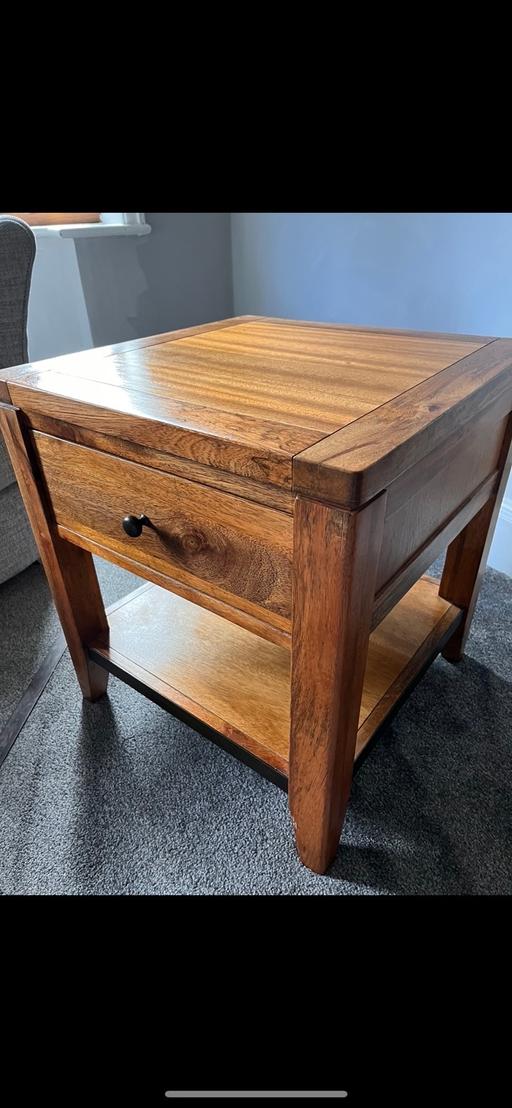 Buy & Sell Greater Manchester Bury - Photos for Lamp side table