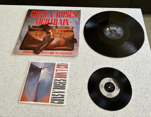 Buy & Sell Wiltshire Swindon - Photos for Guns & roses vinyl job lot