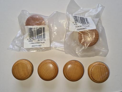 Buy & Sell South East London New Eltham - South East London - Photos for 6 Large Knobs, beech